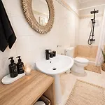Kipos-ss Residences شقة