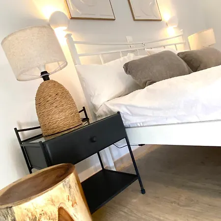 Kipos-ss Residences Apartman