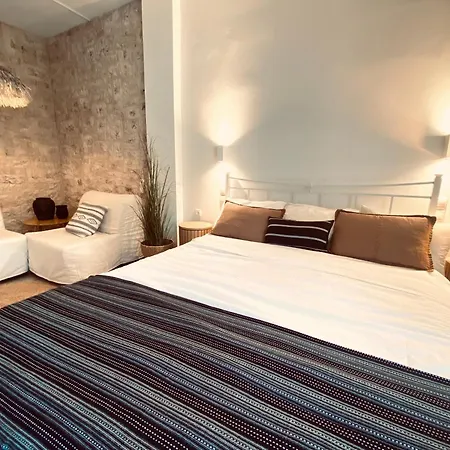 Kipos-ss Residences *