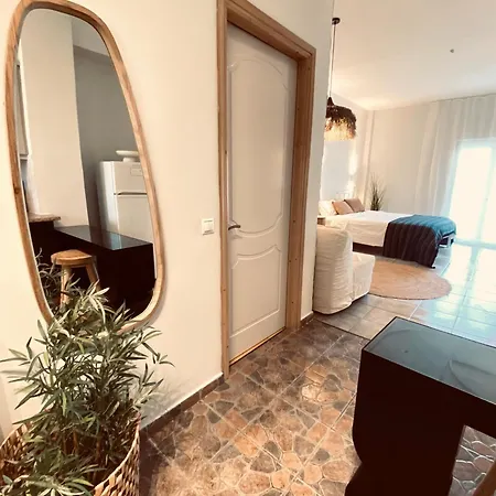 Kipos-ss Residences *