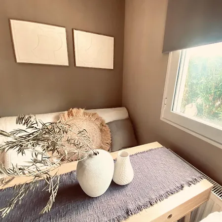 Kipos-ss Residences *