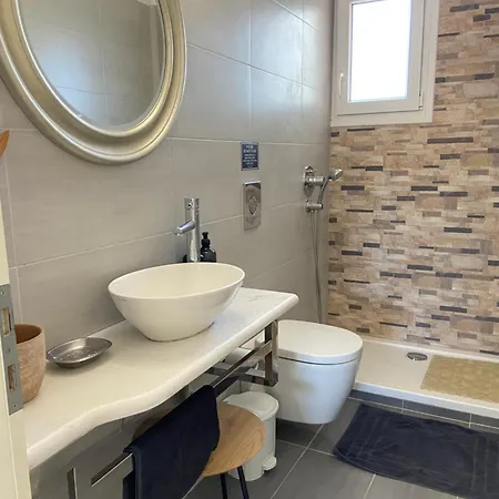 Kipos-ss Residences Apartman *