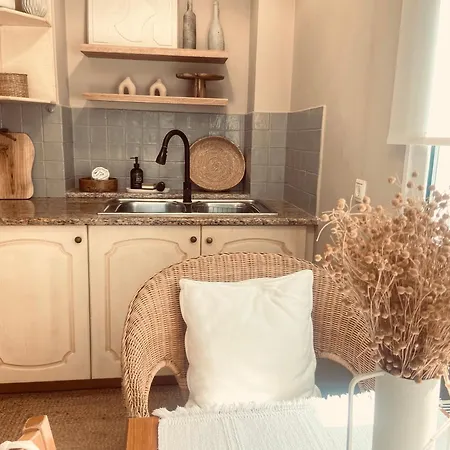 Kipos-ss Residences *