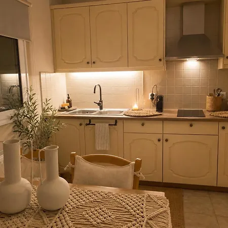Kipos-ss Residences アパート *