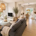 Kipos-ss Residences *